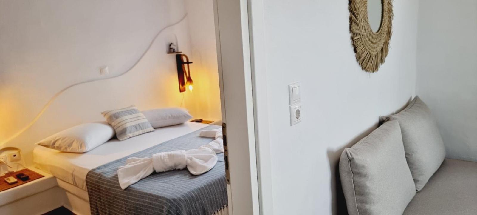 Syros Apartments Suites Chryssonisos Κίνι Εξωτερικό φωτογραφία