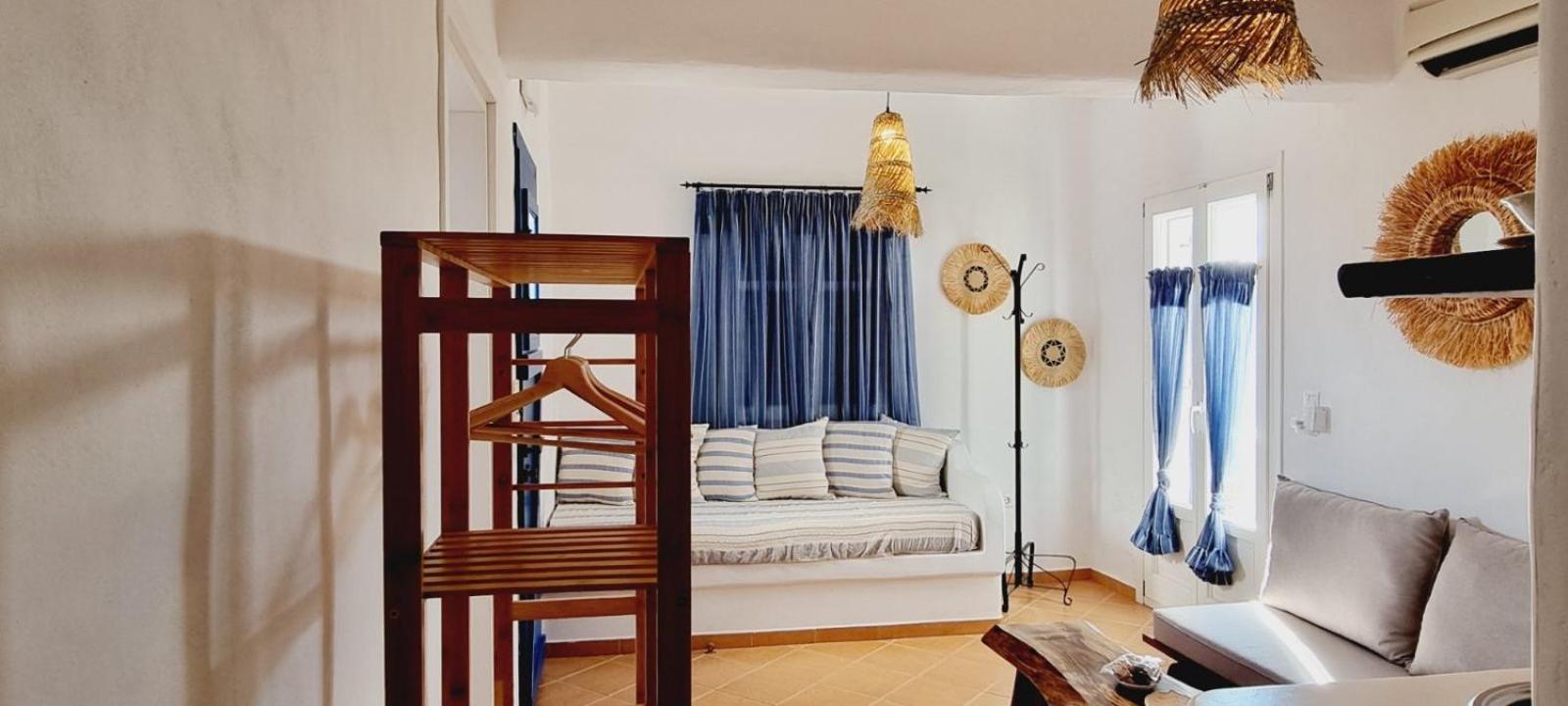 Syros Apartments Suites Chryssonisos Κίνι Εξωτερικό φωτογραφία