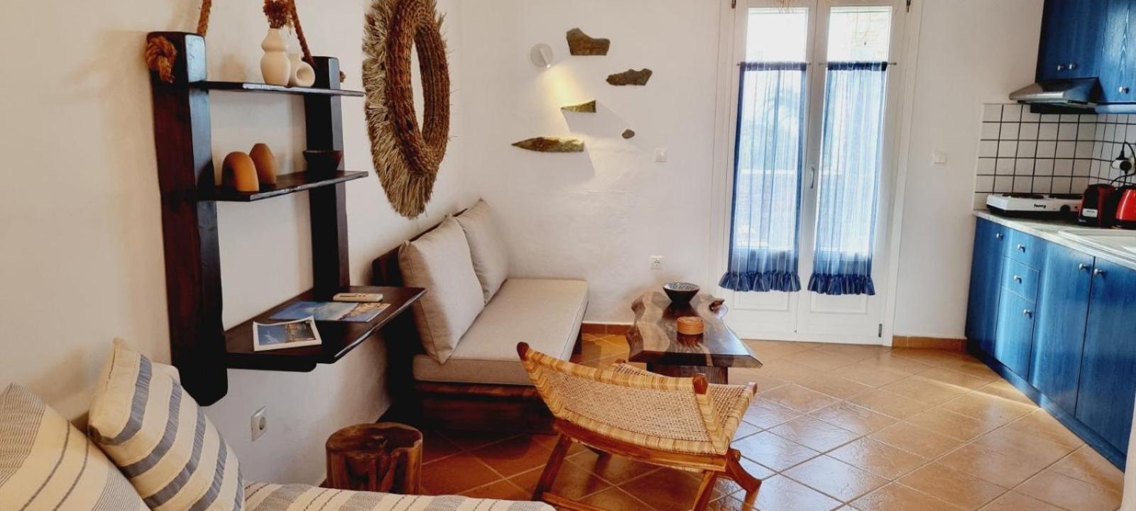 Syros Apartments Suites Chryssonisos Κίνι Εξωτερικό φωτογραφία