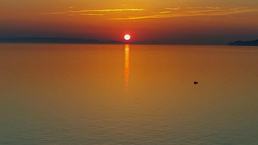 Syros Apartments Suites Chryssonisos Κίνι Εξωτερικό φωτογραφία